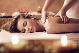 salon-de-massage-recemment-ouvert-big-0