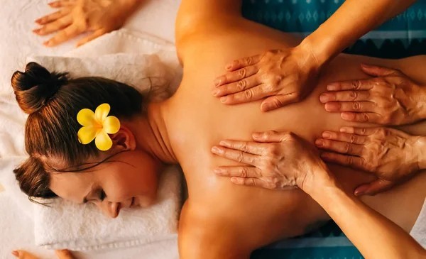 chandara-thai-massages-aux-huiles-chaude-big-0